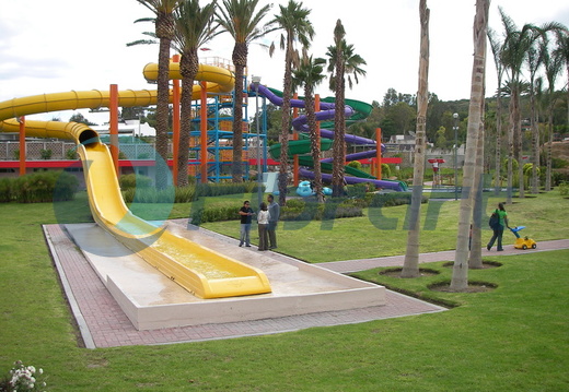 Slides at Parque Bicentenario
