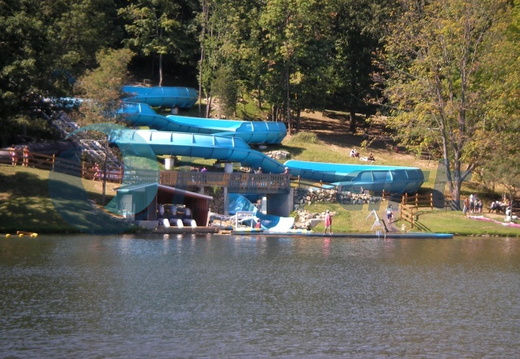 Raft view Tomahawk Lake
