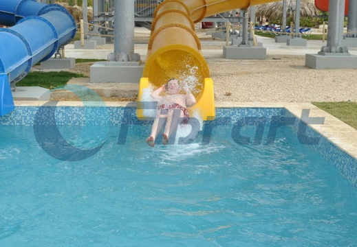 Enclosed body slide pool arrival Sirenis
