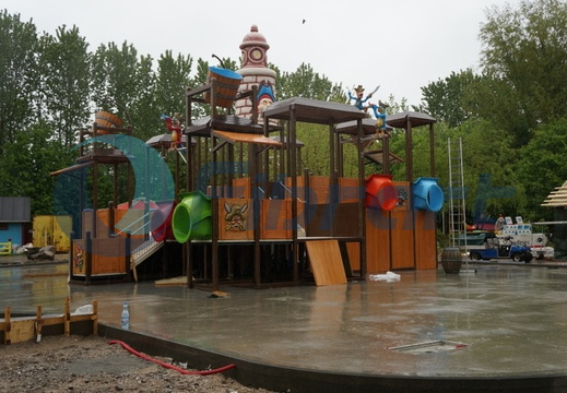 Themed kiddie play structure BonBon Land