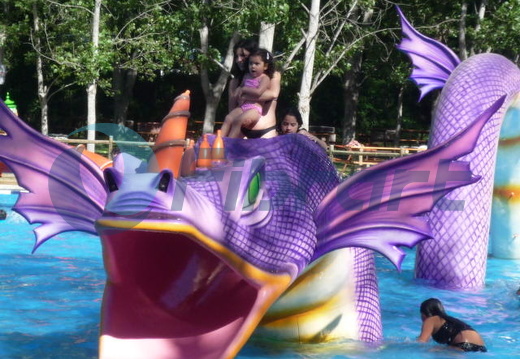 Dragon water slide Parque Oasis